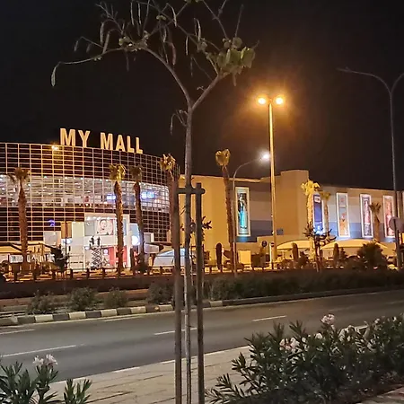 Lägenhet Andria's Luxury Family Near Casino Limassol
