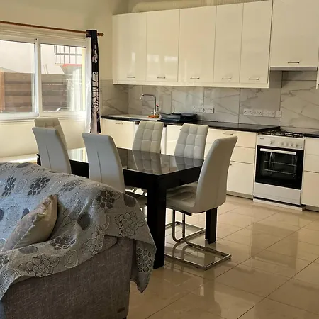Andria's Luxury Family Near Casino * 利马索尔