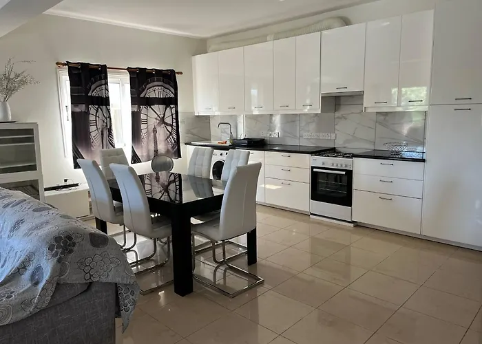 Andria's Luxury Family Near Casino Lemesos